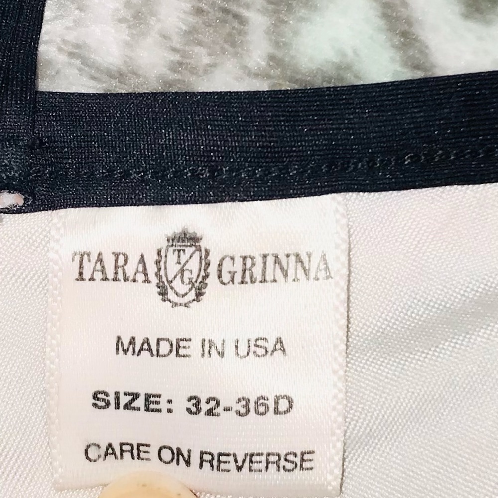 Tara Grinna Tankini - Picture 5 of 8